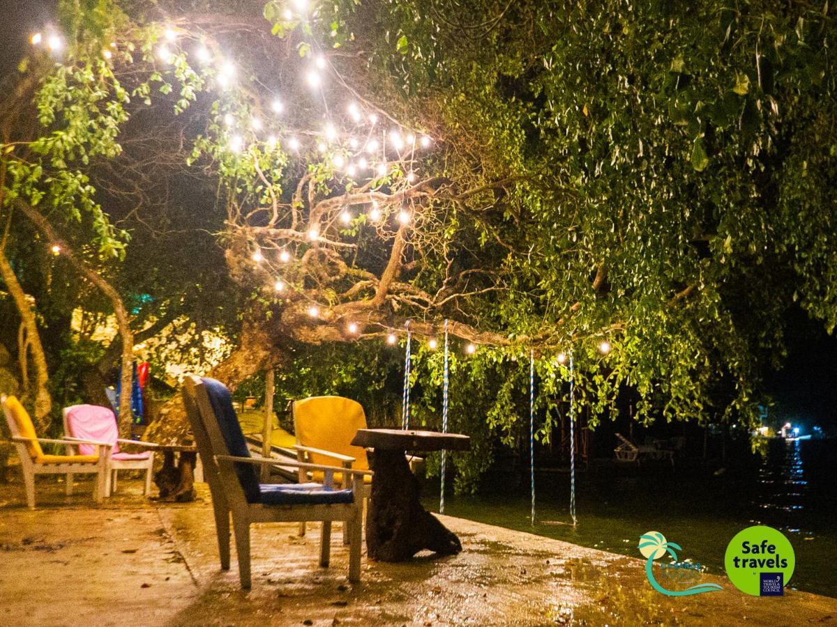 Hôtel Cabanas Marias Lakefront à Bacalar Extérieur photo